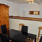 Zentral Und Grosszuegig Wohnen - Smart-tv Mit Streaming Apps - 1 Bis 4 Personen - Kueche Mit Bar - Kostenlose Parkzone