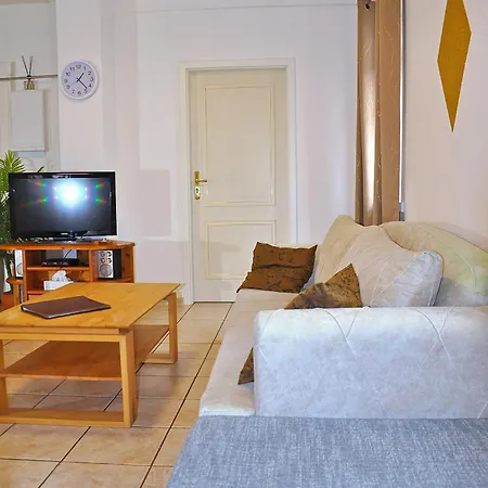 Zentral Und Grosszuegig Wohnen - Smart-tv Mit Streaming Apps - 1 Bis 4 Personen - Kueche Mit Bar - Kostenlose Parkzone 아파트 *